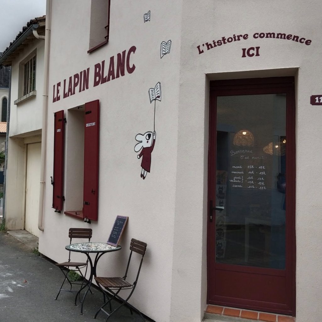 Boutique de Créateur Le Lapin Blanc à Gétigné